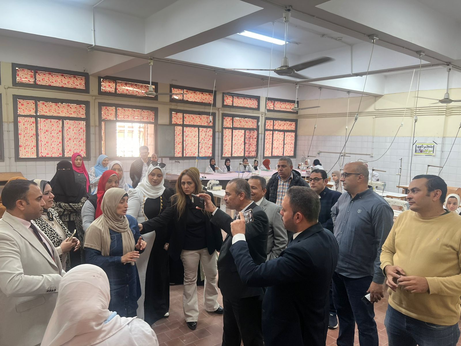 مناقشة التطوير والتحديث