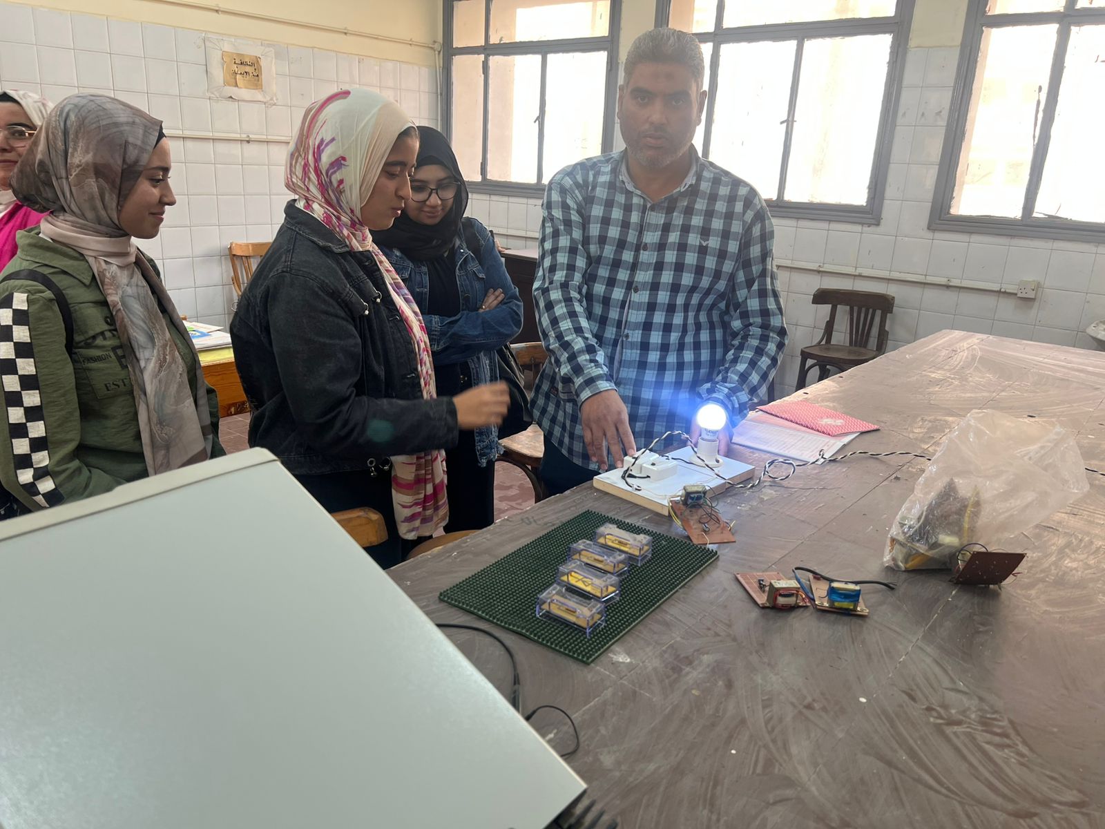 تفتيش المعامل والورش