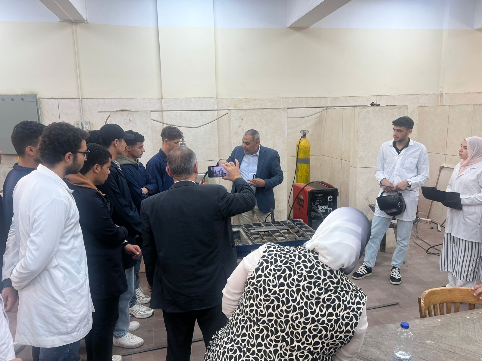 مراجعة الخطط الدراسية